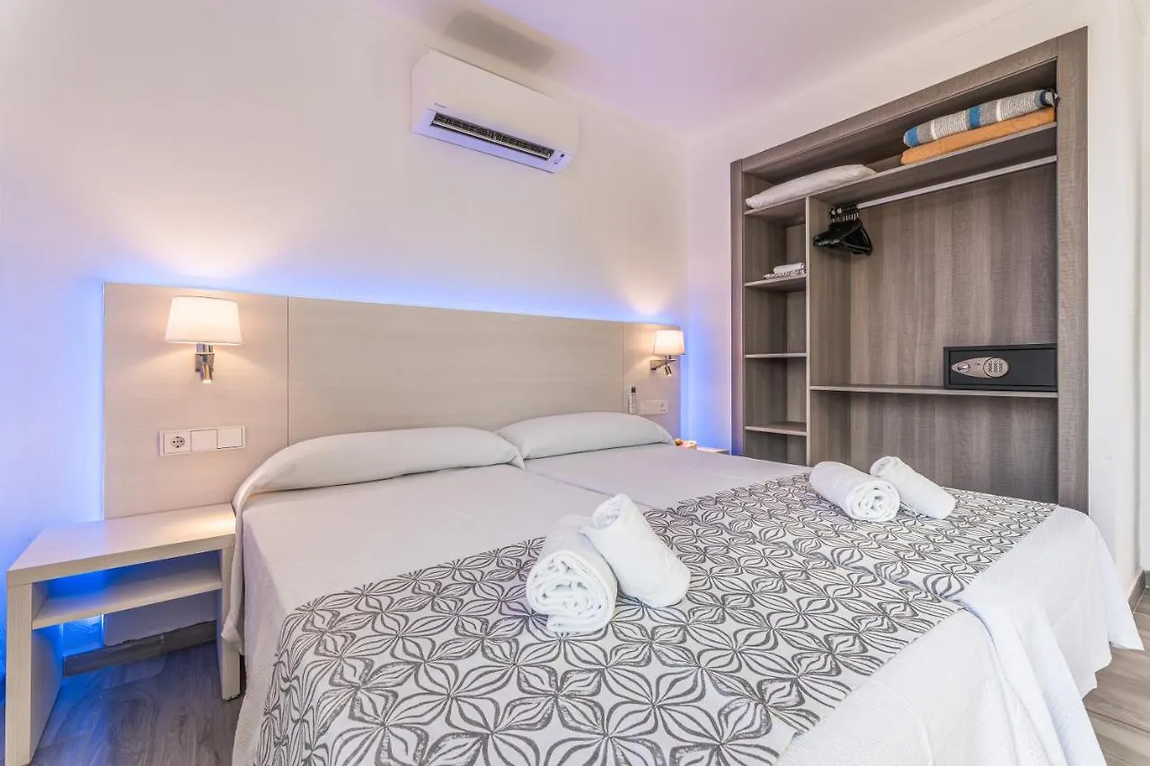 Apartamentos Playa Ferrera Cala Ferrera  Aparthotel