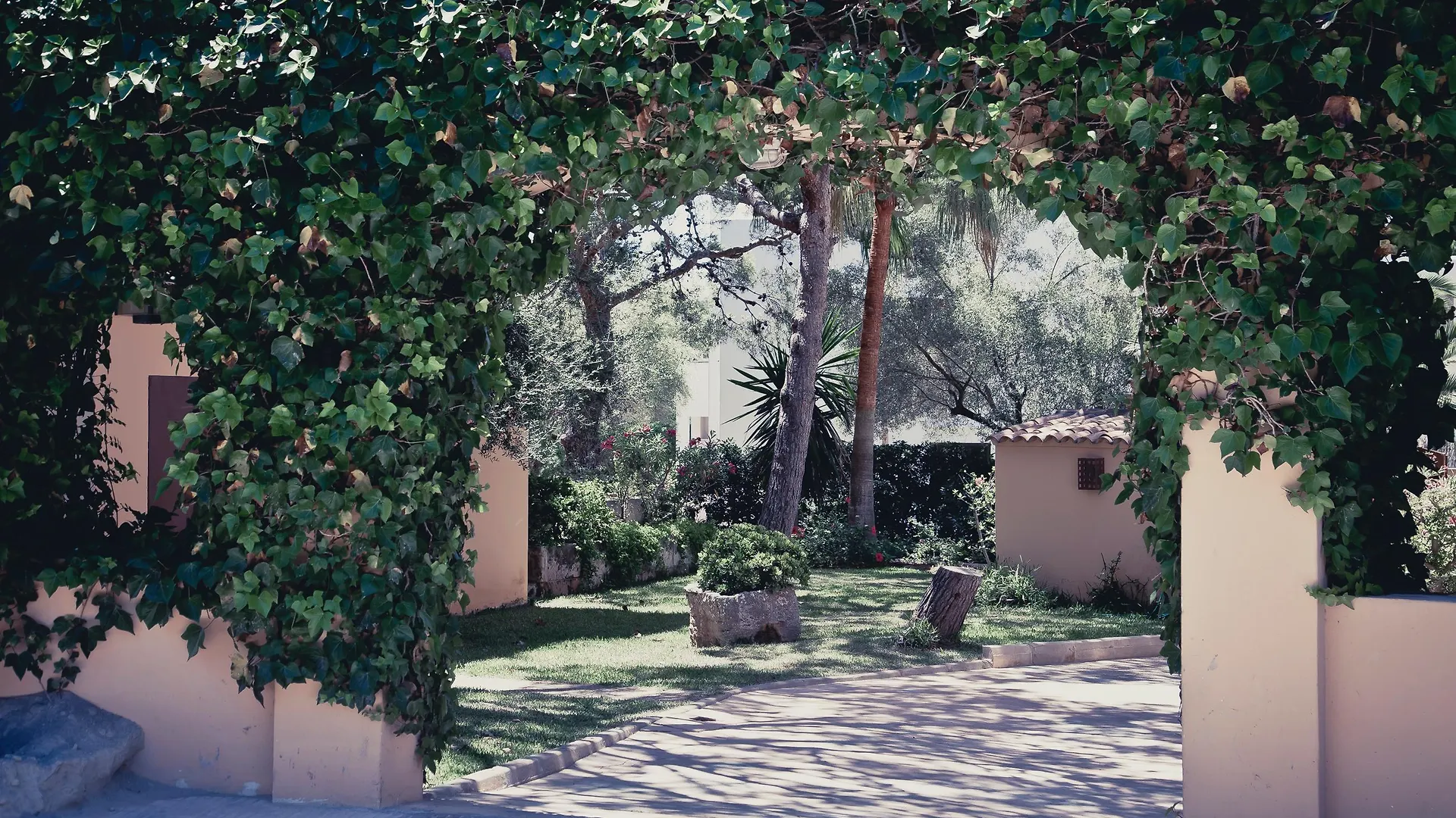 Apartamentos Playa Ferrera Cala Ferrera  Cala Ferrera (Mallorca)