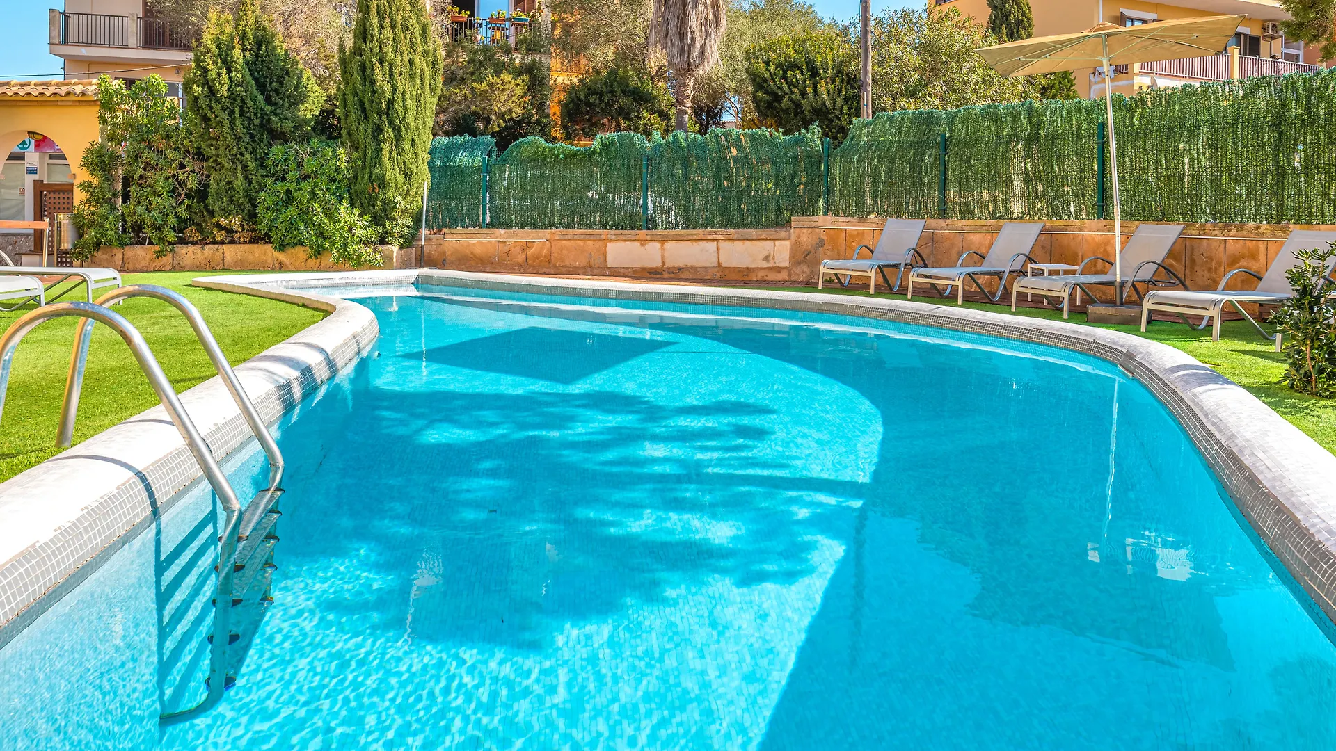 Apartamentos Playa Ferrera Cala Ferrera  Aparthotel Cala Ferrera (Mallorca)