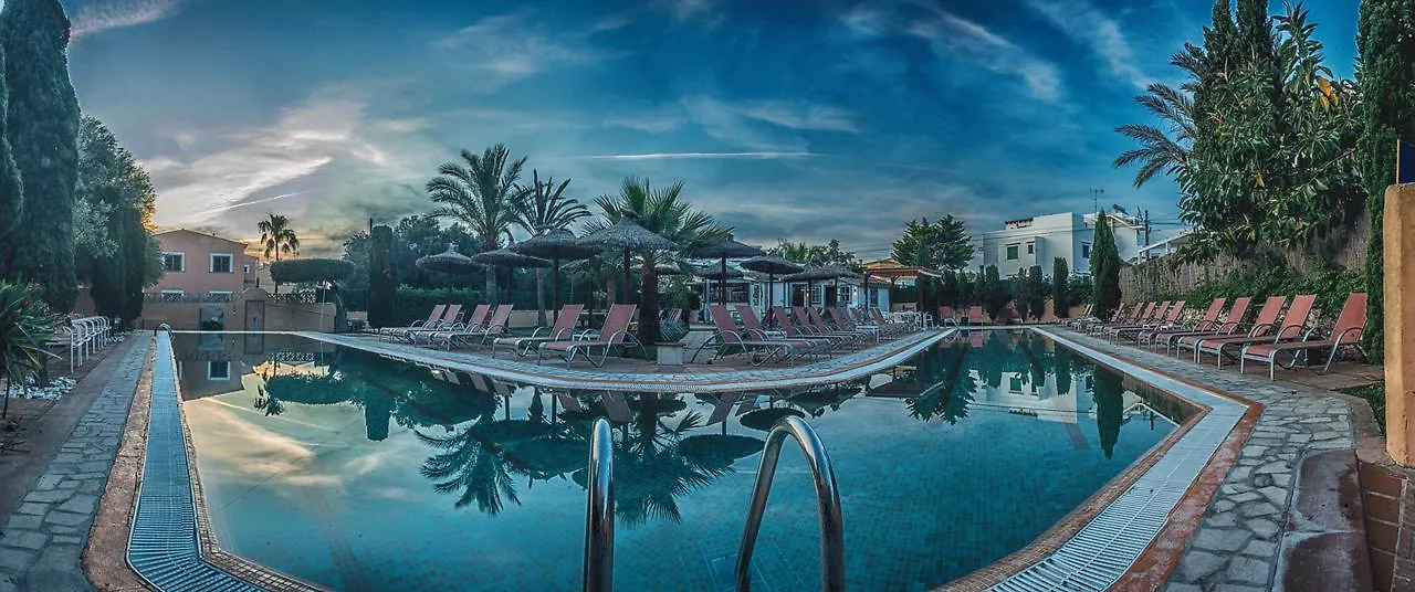 Apartamentos Playa Ferrera Cala Ferrera